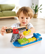 Hape Cargo Ship & Crane - Image 3
