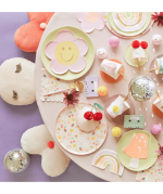 Happy Icons Shaped Napkins (x16) - Image 3