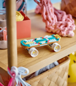 Retro Roller Skate - Image 4