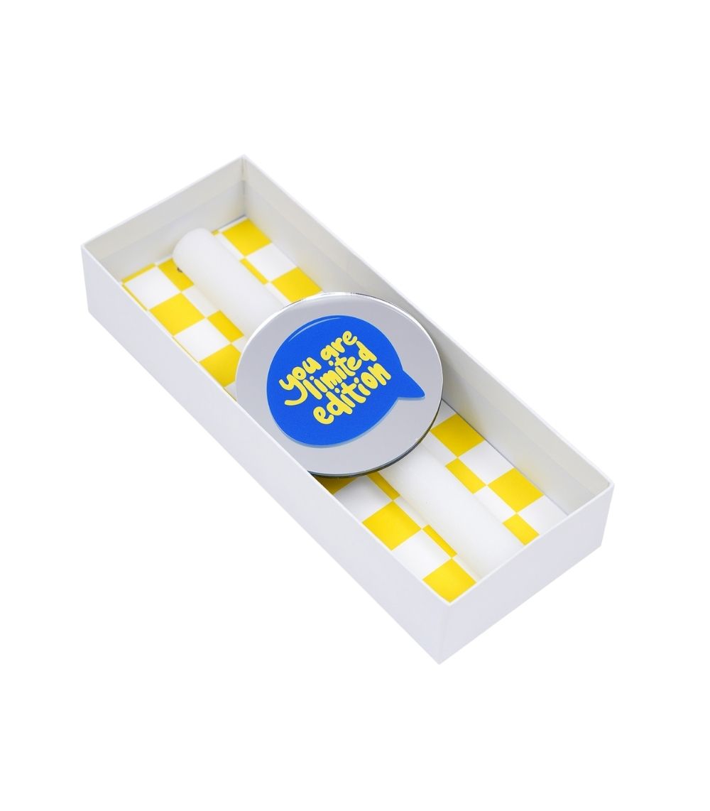31 Limited Edition Mirror Wall Hanger Easter Candle - Image 1