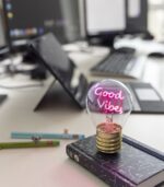 Good Vibes Lightbulb - Shaped Table Lamp - Image 2