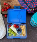 Yumbox Snack - 3-sections Surf Blue/Rocket tray - Image 2