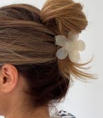 Daisy Clip In Pearl - Image 4