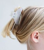 Pearly Kitty Claw Clip - Image 3