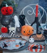 Meri Meri Happy Halloween Plates (x 8) - Image 2