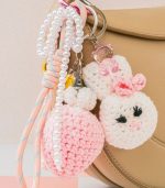 Beginner Crochet Kit - Bag Charms - Glam Pink - Image 4