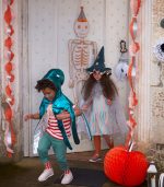 Meri Meri Vintage Giant Halloween Jointed Skeletons (set of 3) - Image 2