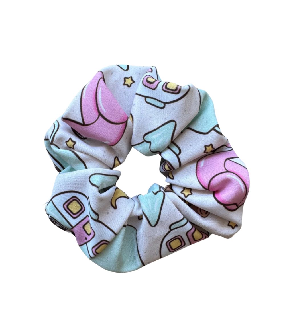 93 Pink Campfire Flamingo Scrunchie - Image 1