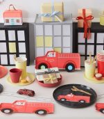 Meri Meri Fire Truck Plates (x 8) - Image 2