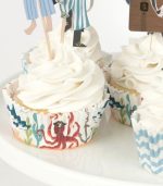 Meri Meri Pirate Ship Cupcake Kit (x 24 toppers) - Image 4