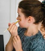 Face Painting Slim pencils, Gold, Silver, Black, White - Image 2
