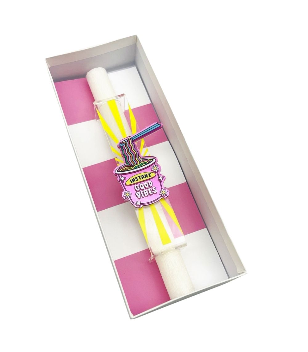 19 Good Vibes Easter Candle - Image 1