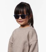 Izipizi Sun Kids 3-5y #E - Polarized Navy Blue - Grey - Image 2