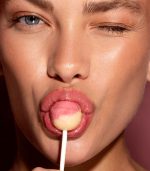 Plump & Glow Lip Jelly in Glace Pink - Image 10