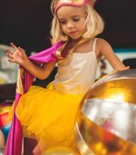 Circus Fabric Gold Ball 40cm - Image 2