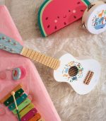 Wooden Guitar Animals Of The World - Sarah Betz - Image 2