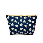 Daisy Field Flat Bottom Pouch - Medium