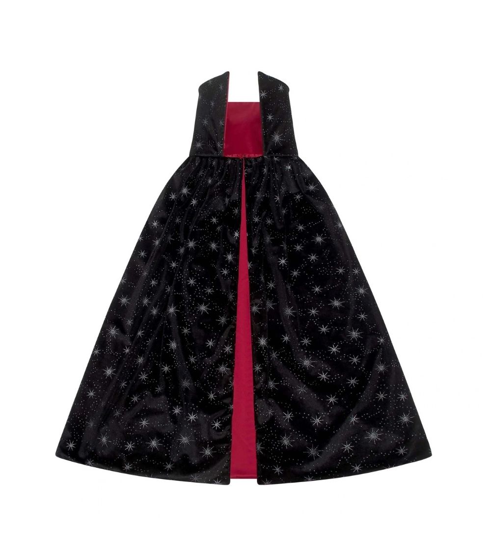 26 Vampire Cape - Image 1