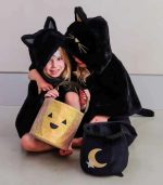 Black Cauldron Trick Or Treat Bag - Image 4
