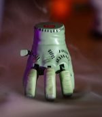 Mini Wind-Up Zombie Hand - The Mini Walking Hand - Image 4