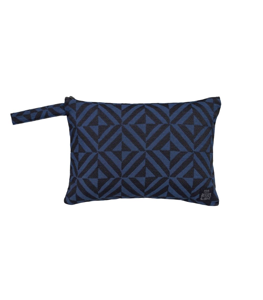 52 Eagle Small Bag - Image 1